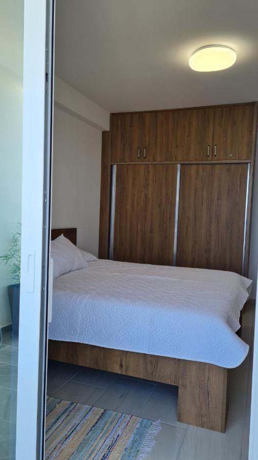 Vista View Comfort Sarande Bagian luar foto